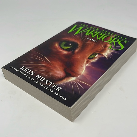 3/$15 WARRIORS: Dawn. Book 3 in the New Prophecy Series - Picture 4 of 5